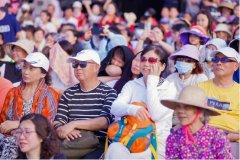 文艺赋美乡村 琼韵点亮渔乡 海南“村戏大联欢”海口荣山寮村专场启幕