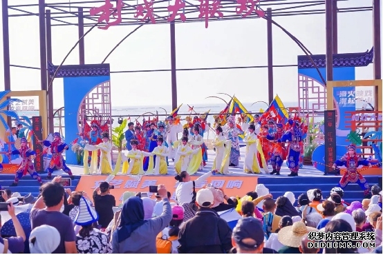 文艺赋美乡村 琼韵点亮渔乡 海南“村戏大联欢”海口荣山寮村专场启幕