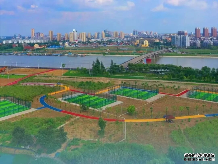 “十四五”期间，洪泽区共有7片社会足球场地投用。洪泽区委宣传部供图