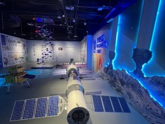 科幻IP赋能文旅消费 刘慈欣科幻漫画宇宙主题展在海口日月广场启幕