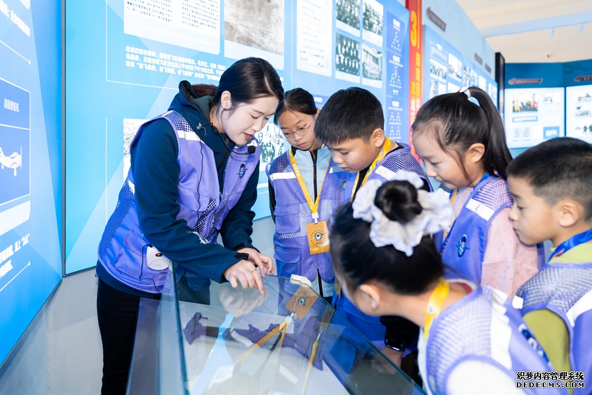 长春“飞跃苍穹”航空航天展开展 打造空天文旅新名片