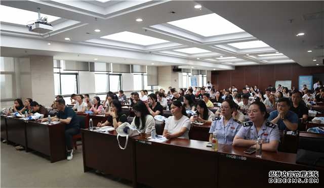 学习现场。